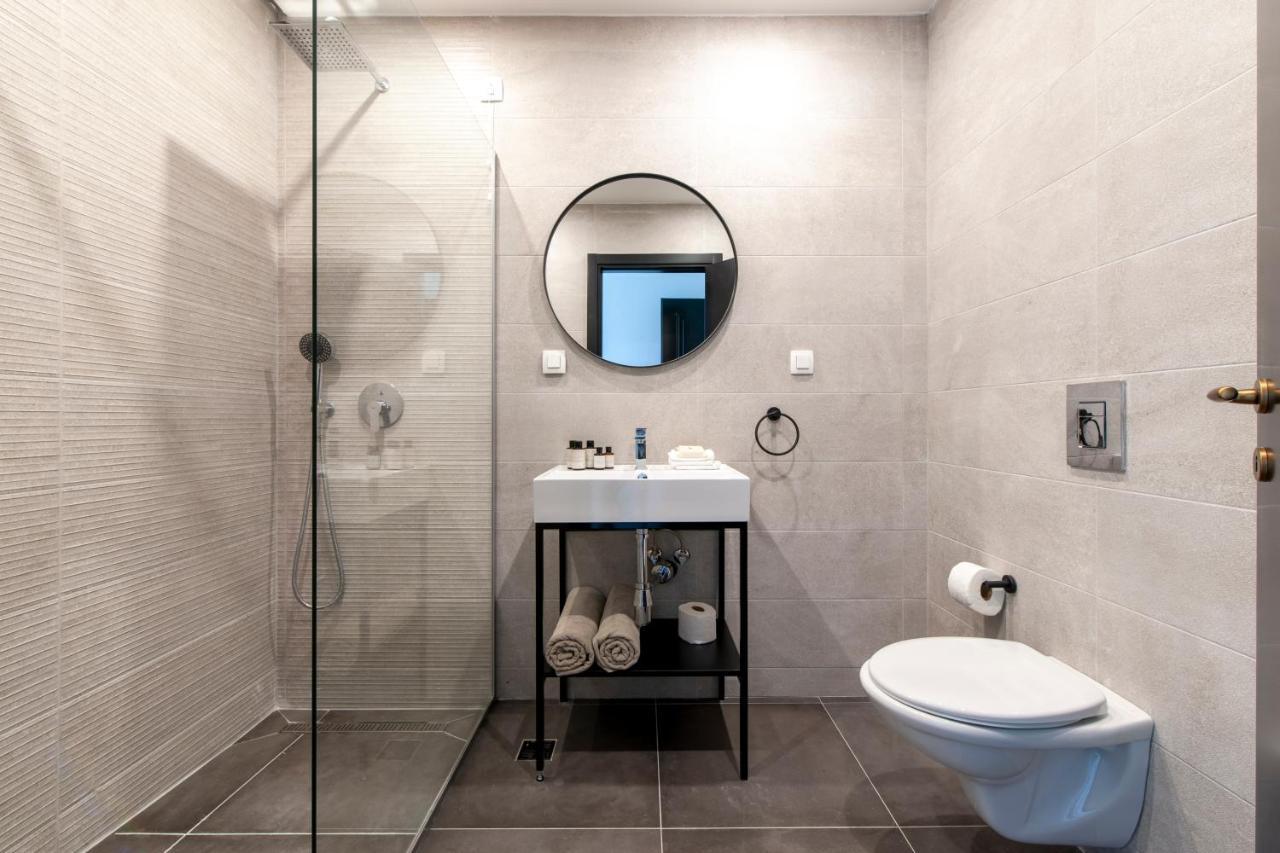 Soho Suites Bar Bagian luar foto